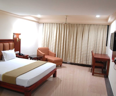 Hotel Vrindavan Regency